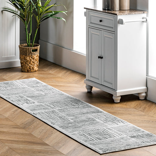 Light Grey Checkered Area Rug 120x180 cm