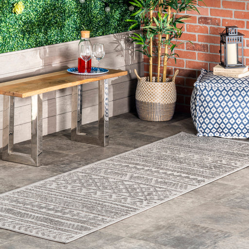 Light Grey Indoor Outdoor Area Rug 150x240 cm