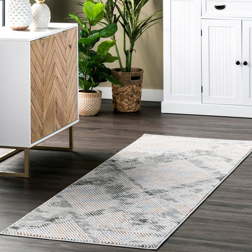 Light Grey Lattice Area Rug for Modern Spaces