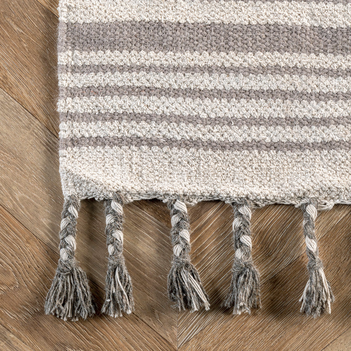 Light Grey Stripe Tassel Area Rug 140x200 cm