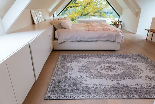 Louis De Poortere Palazzo Da Mosto 9107 Contarini White Rug