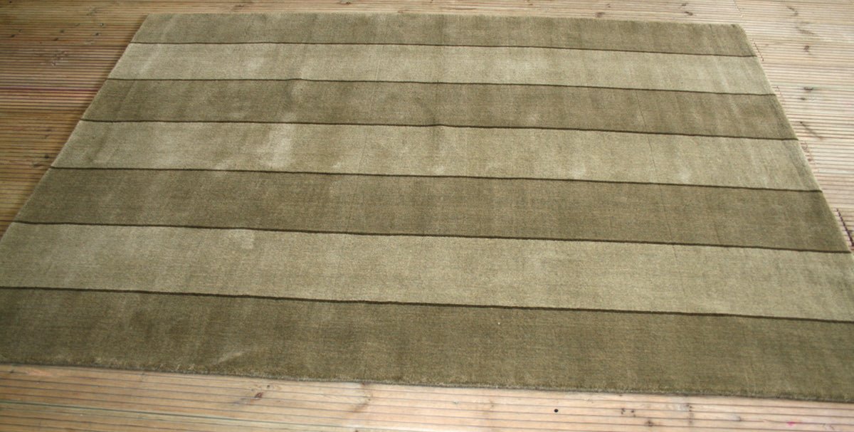 Tappeto a assi verde muschio Love-Rugs