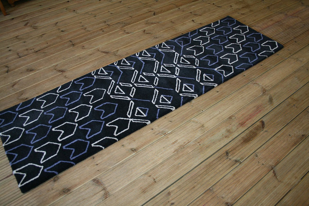 Love-Rugs Pinball Wizard Black Runner Rug