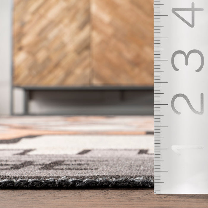 Machine Washable Aztec Area Rug in Ivory 120x180 cm