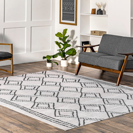 Machine Washable Diamond Area Rug 140 x 200 cm Off White