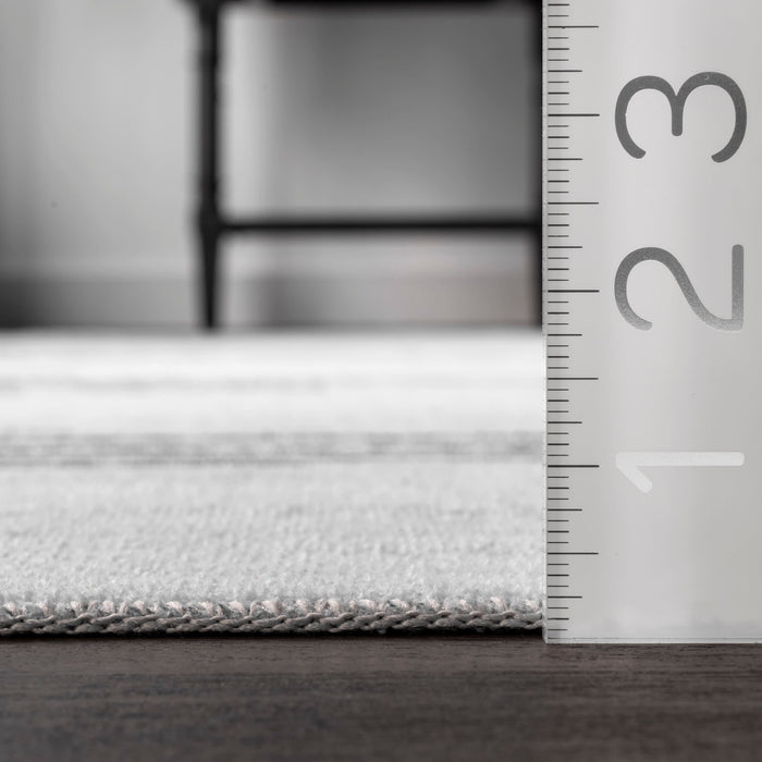 Machine Washable Diamond Pinstripes Rug 120x180 cm White