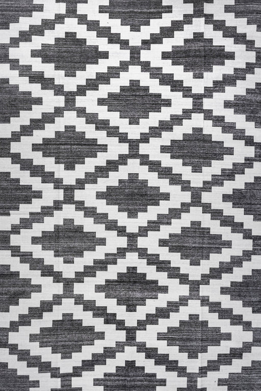 Machine Washable Diamond Rug in Charcoal Color 120x180 cm