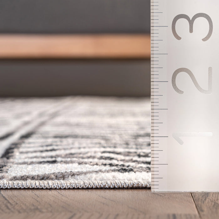 Machine Washable Grey Banded Area Rug 150 x 230 cm