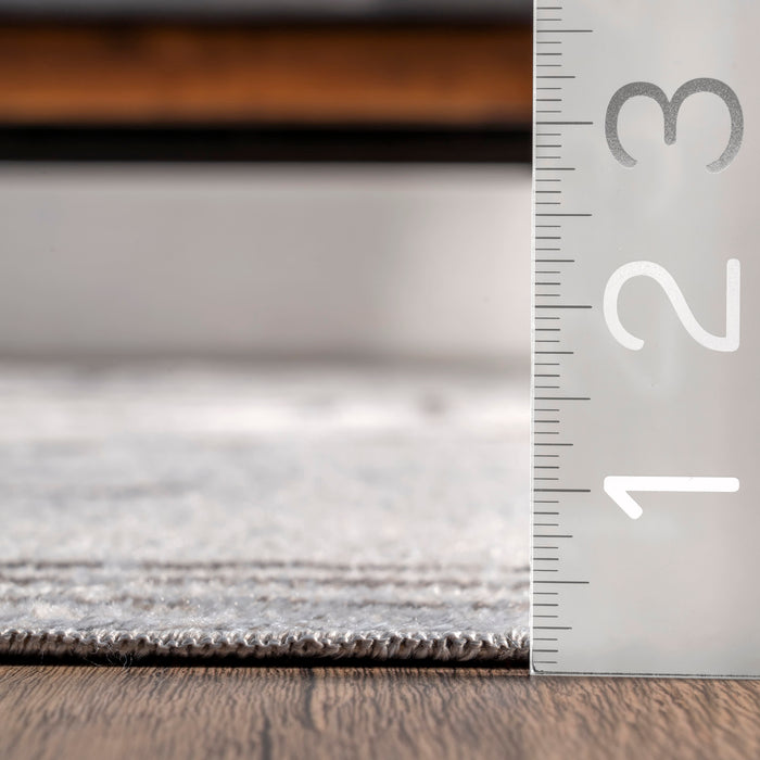 Machine Washable Light Grey Area Rug 120x180 cm