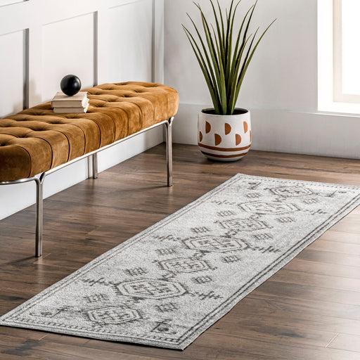 Machine Washable Light Grey Area Rug 120x180 cm