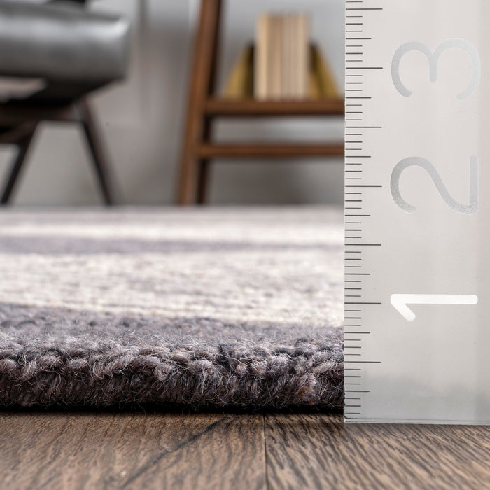 Madison Grey Hand-Hooked Wool Diamond Area Rug