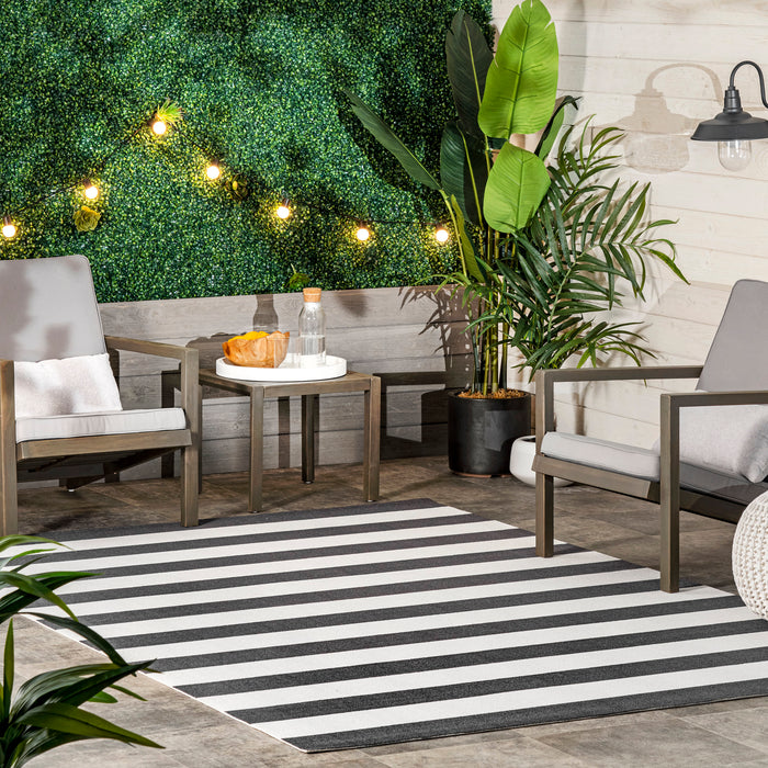 Magnolia Striped Area Rug For Indoor And Outdoor Use Black