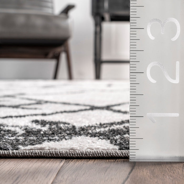 Marlene Grey Crosshatch Trellis Machine Washable Rug 150x80 cm