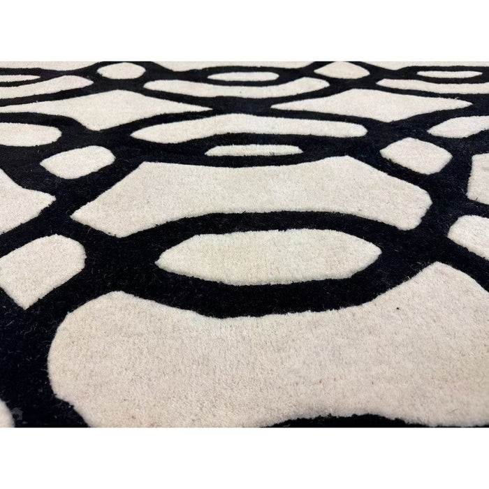 Matrix MAX35 Wire Modern Geometric Hand-Woven High-Density Soft Textured Wool&Viscose Mix White/Black Rug