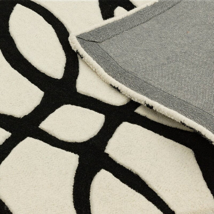 Matrix MAX35 Wire Modern Geometric Hand-Woven High-Density Soft Textured Wool&Viscose Mix White/Black Rug