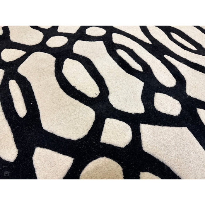 Matrix MAX35 Wire Modern Geometric Hand-Woven High-Density Soft Textured Wool&Viscose Mix White/Black Rug