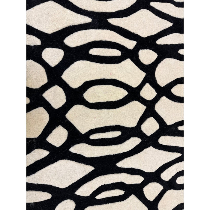 Matrix MAX35 Wire Modern Geometric Hand-Woven High-Density Soft Textured Wool&Viscose Mix White/Black Rug