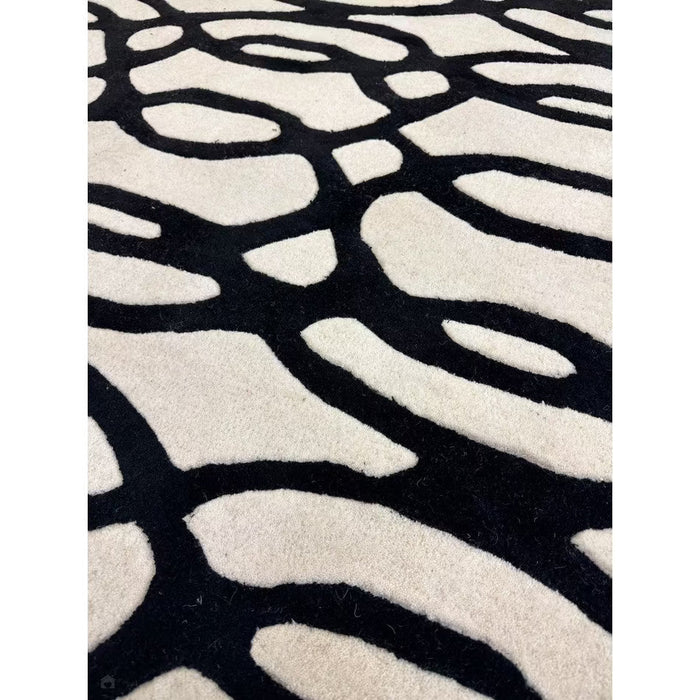 Matrix MAX35 Wire Modern Geometric Hand-Woven High-Density Soft Textured Wool&Viscose Mix White/Black Rug