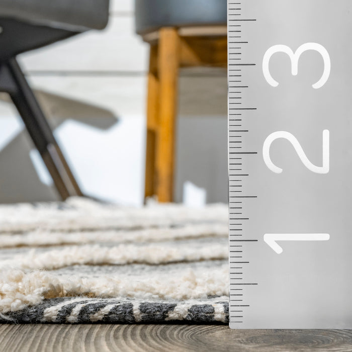 Modern Grey Trellis Area Rug 160x230 cm