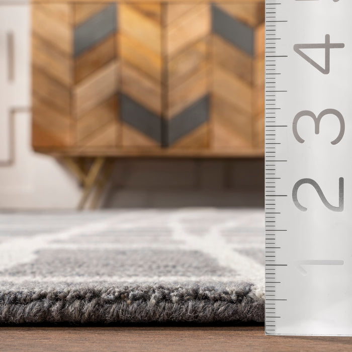 Modern Grey Wool Rug for Stylish Interiors