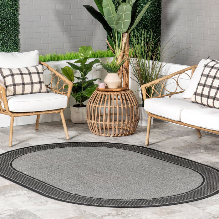 Monochrome Grey Indoor Outdoor Area Rug 120x180 cm