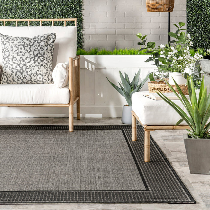 Monochrome Grey Indoor Outdoor Area Rug 120x180 cm