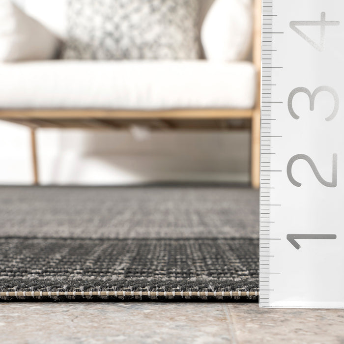 Monochrome Grey Indoor Outdoor Area Rug 120x180 cm