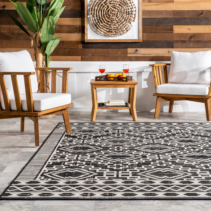 Moroccan Diamond Area Rug for Indoor and Outdoor Use