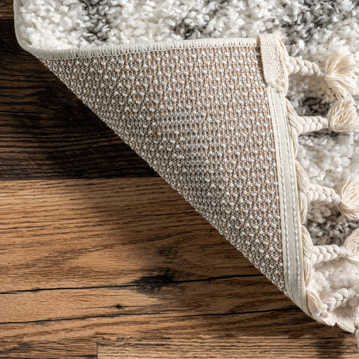 Moroccan Diamond Drop Tassel Shag Rug 160 x 230 cm