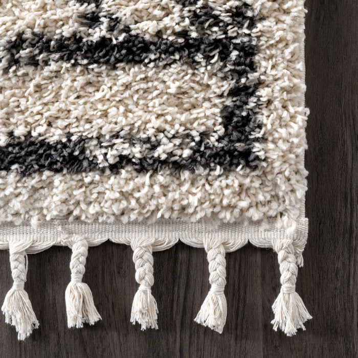 Moroccan Drop Tassel Area Rug 152x244 cm Off White