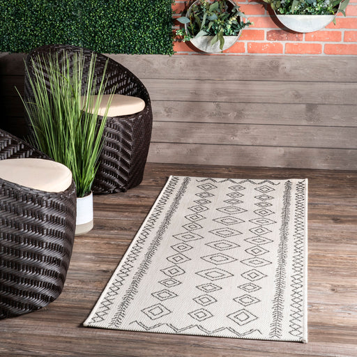 Moroccan Pattern Area Rug For Indoor Outdoor Use