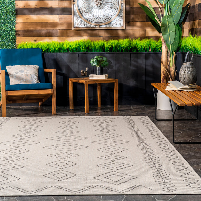 Moroccan Pattern Area Rug For Indoor Outdoor Use