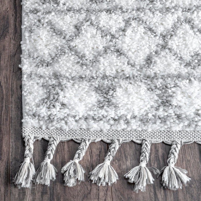 Moroccan Shag Area Rug With Tassels In White