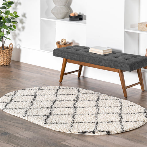 Moroccan Tassel Area Rug in Off White 150x240 cm