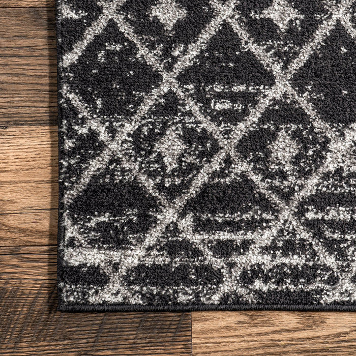 Moroccan Trellis Area Rug Black 5x8 Feet