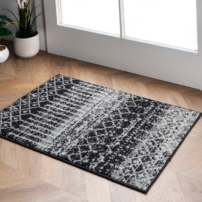 Moroccan Trellis Area Rug in Black Color