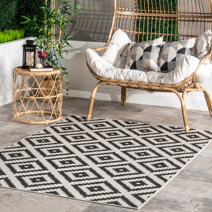 Moroccan Trellis Black And Off White Indoor Outdoor Rug