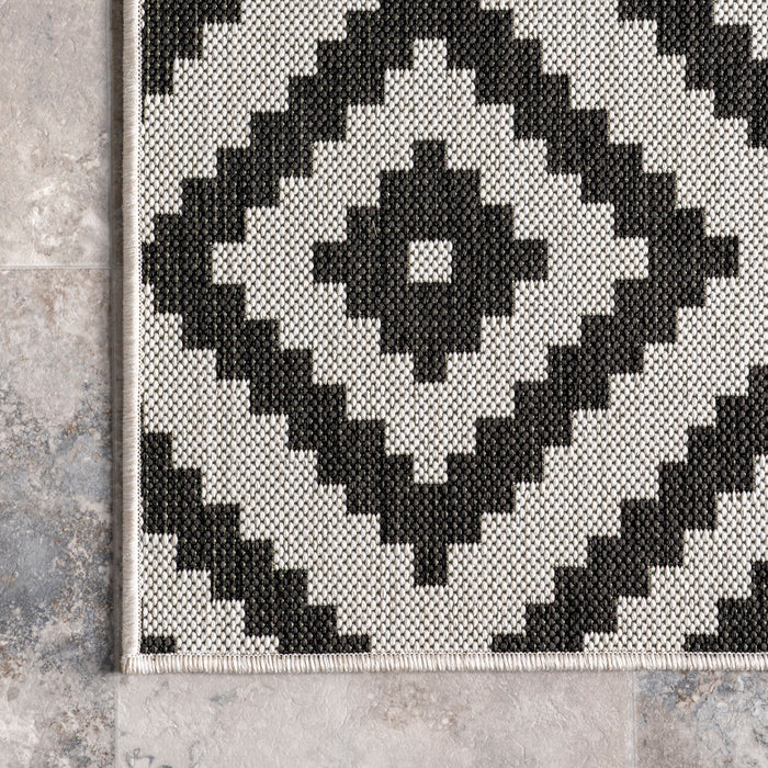 Moroccan Trellis Black And Off White Indoor Outdoor Rug