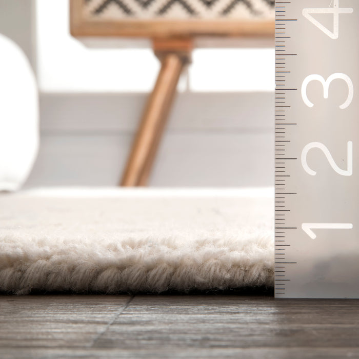 Moroccan Wool Rug With Diamond Pattern In Natural Color