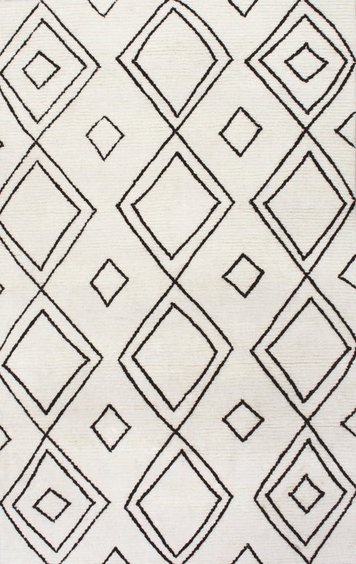 Moroccan Wool Rug With Diamond Pattern In Natural Color