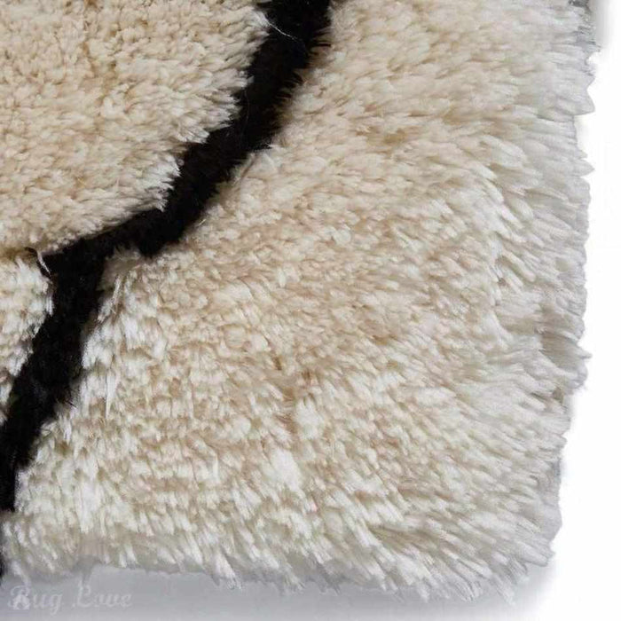 Morocco 2491 Super-Plush Moroccan Berber Diamond Hand-Made Super-Soft Fine Yarn Polyester Boho Shaggy Ivory/Black Rug