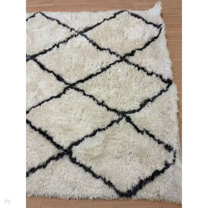 Morocco 2491 Super-Plush Moroccan Berber Diamond Hand-Made Super-Soft Fine Yarn Polyester Boho Shaggy Ivory/Grey Rug