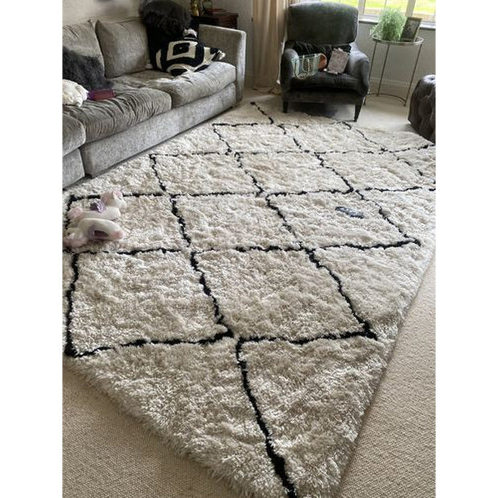 Morocco 3742 Super-Plush Moroccan Berber Zig Zag Hand-Made Super-Soft Fine Yarn Polyester Boho Shaggy Ivory/Black Rug