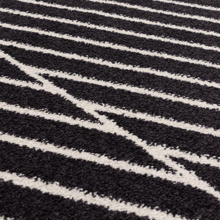 Muse Black Linear Rug MU10