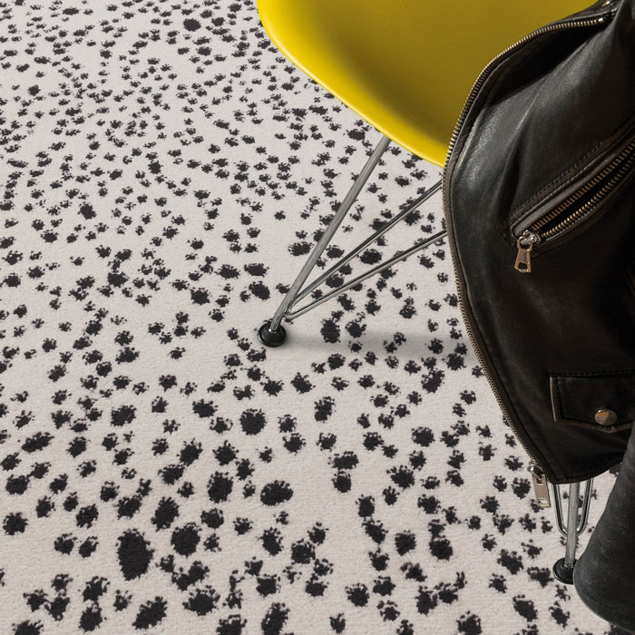 Muse Black Spotty Rug MU11