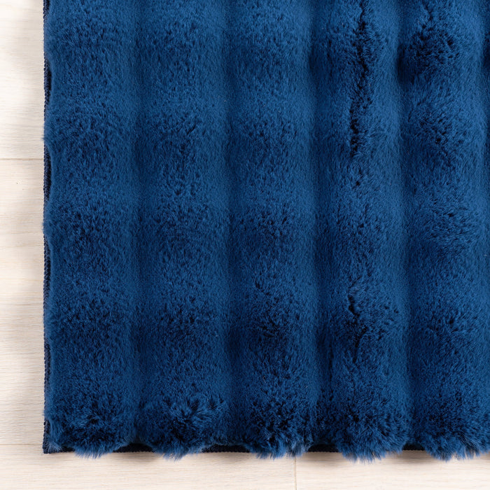 Navy Checkered Washable Plush Cloud Area Rug