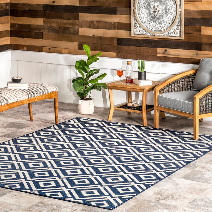 Navy Winged Birdseye Lattice Area Rug for Indoors Outdoors