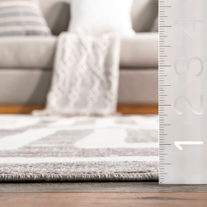 Normani Machine Washable Striped Rug 120x180 cm Light Grey