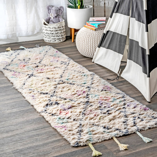 Pastel Diamond Area Rug for Nursery in Off White 140x200 cm