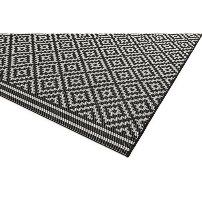 Patio PAT12 Diamond Mono Modern Geometric Durable Stain-Resistant Weatherproof Flatweave In-Outdoor Black/White Rug